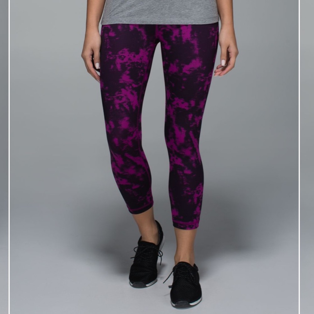 Lululemon Wunder Under Crop